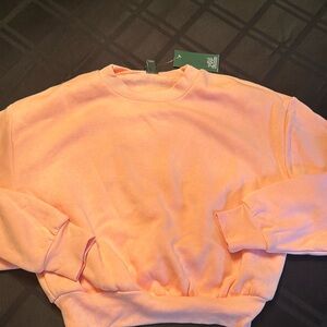 NWT Wild Fable peach crop sweatshirt - size S